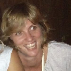 Meet your Posher, Elena